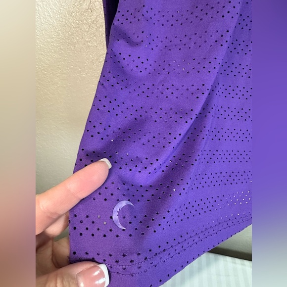 Zyia Active Purple Chill Long Sleeve Top - Picture 3 of 4
